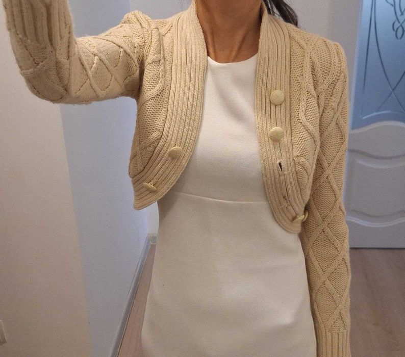 Платье от бренда Зара