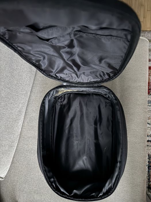 Geanta moto pentru rezervor