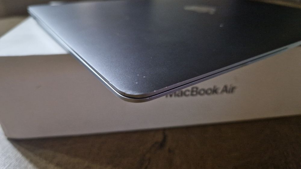 Macbook Air A2337 2020