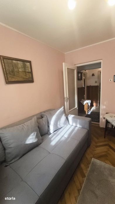Apartament 3 camere de vânzare – Ultracentral Petroșani, Strada Horia