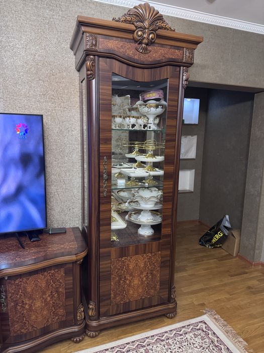 Продается сервант