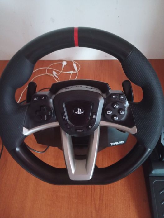 PlayStation 4 pro+Volan Hori RWA