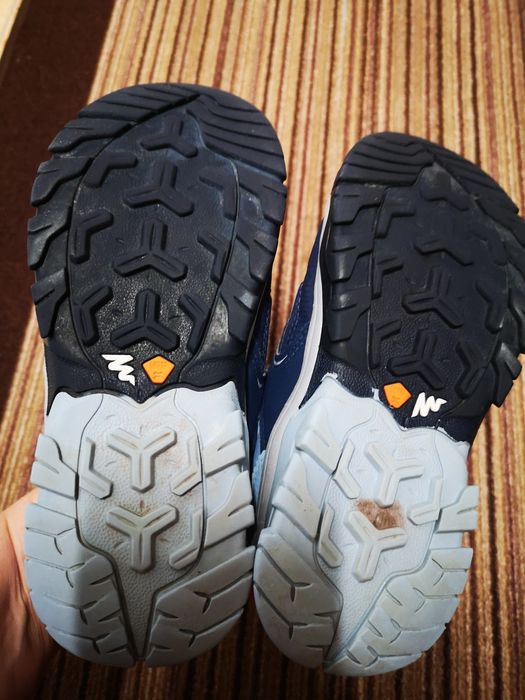 Incaltaminte drumetie primavara-toamna, marimea 33, Decathlon