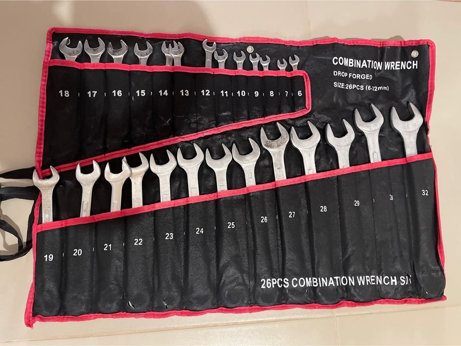 Продам набор гаечно-накидных ключей