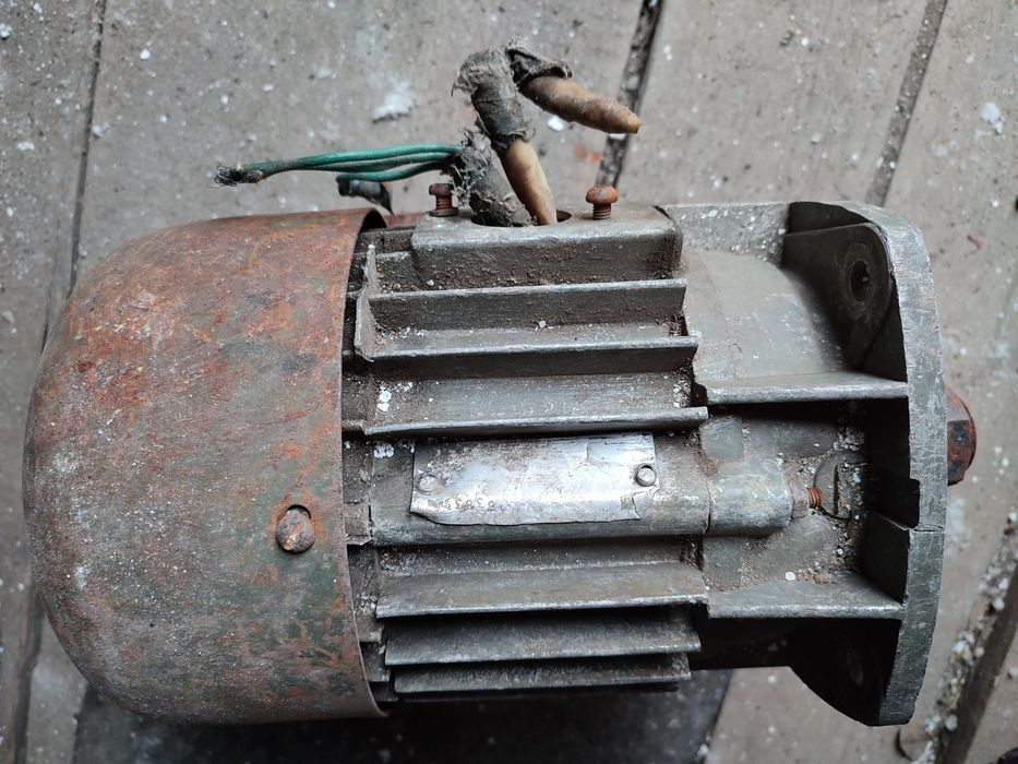 Продам электродвигателя советские