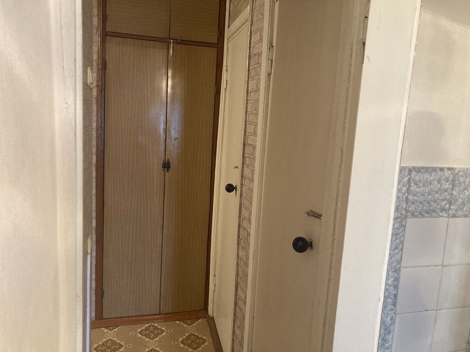 Продам двух комнатную квартиру