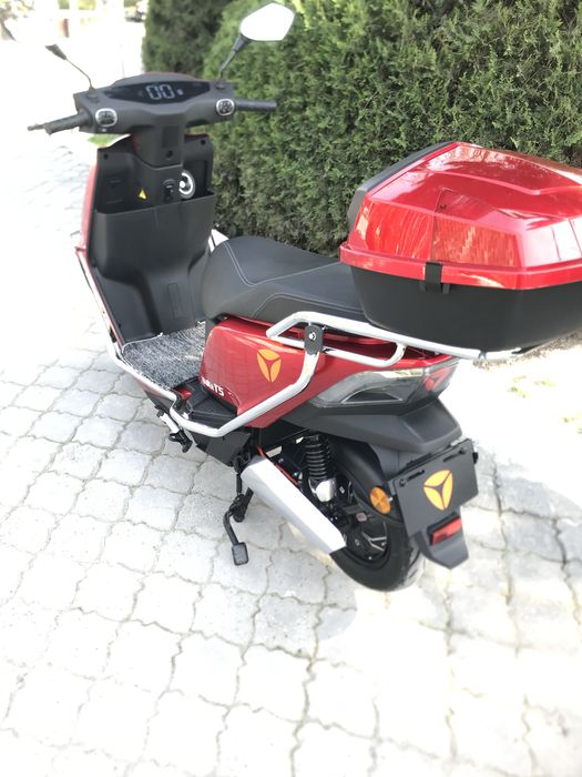 Yadea t5 modeli.