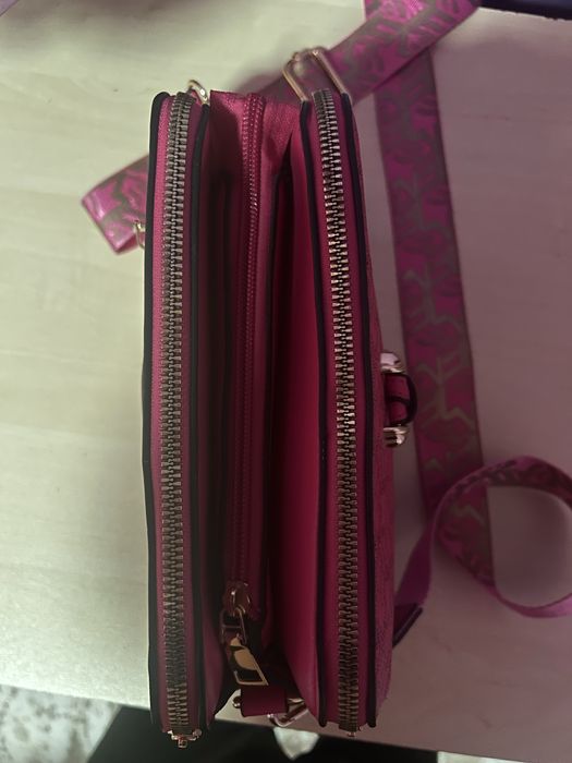 Дамска розова чанта