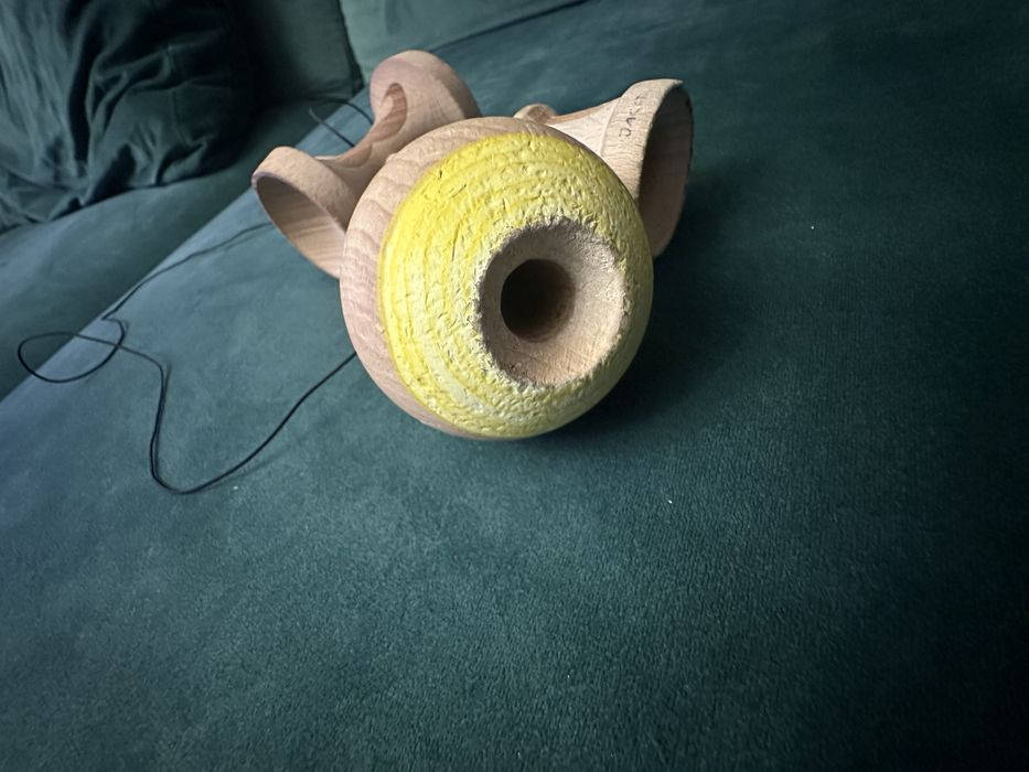 Kendama Jacob Acrobat