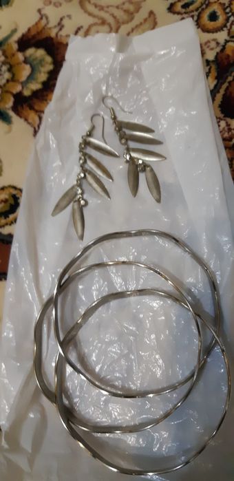 Продам бюжутерию разную