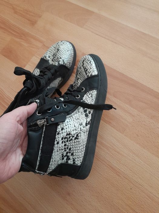 Кецове на Тенденз