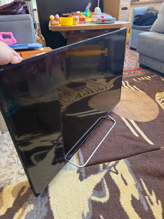 Телевизор Sony Bravia fullHD