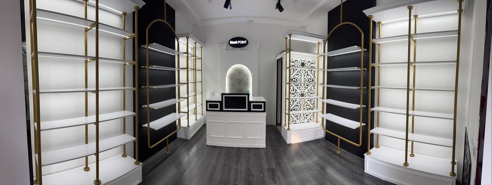 Продаетс витрины