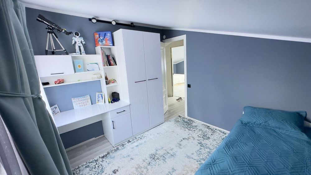 Продам 2 дома на одном участке