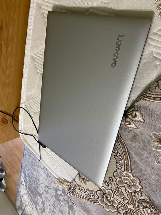 Продам ноутбук Lenovo