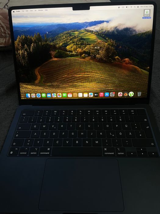 Apple Macbook Air 13.6