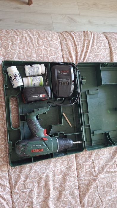 Продавам ударен винтоверт BOSCH PSB-18LI