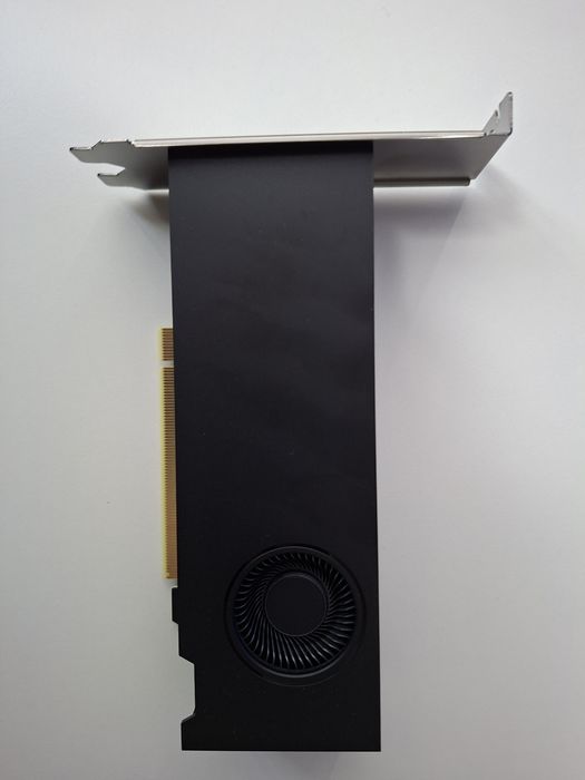 Placa video PNY Quadro RTX 2000 ADA 16GB GDDR6