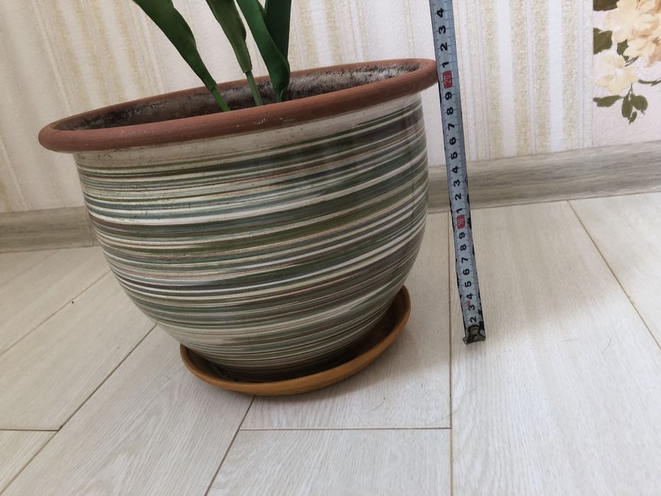 Керамический горшок с керамическим поддоном