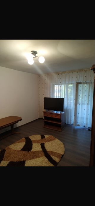 Inchiriez apartament 4 camere Focsani
