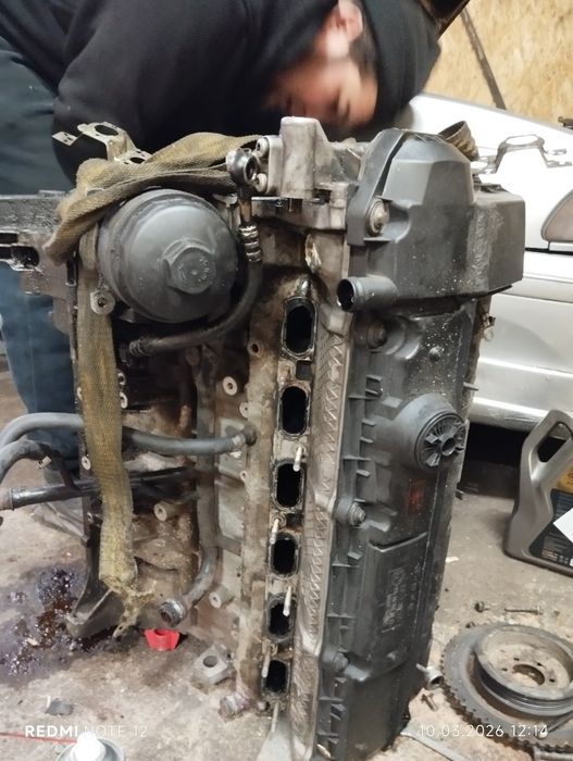 Продам двигатель на БМВ м52 объем 2.8