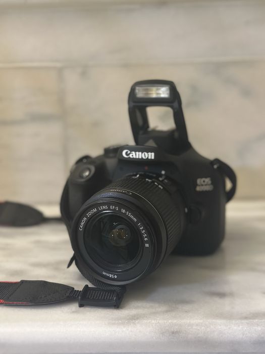 Aparat Foto Canon 4000D + obiectiv 18-55 mm