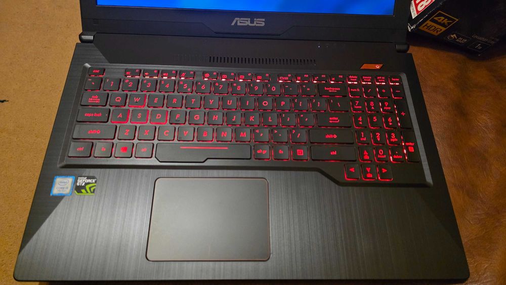 Laptop Asus Fx503v
