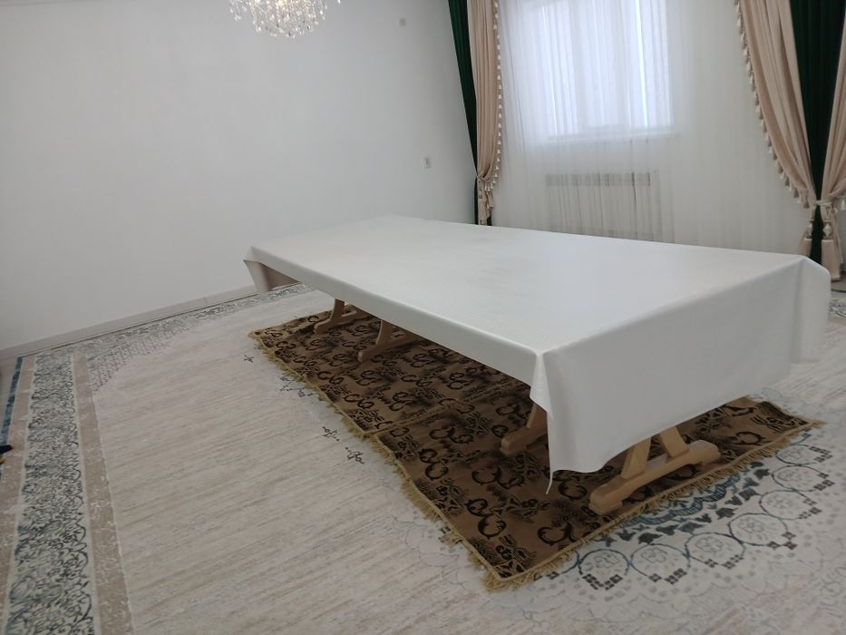 Стол для гостей отл.качества