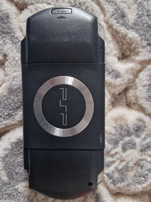 PSP portabil.                     .