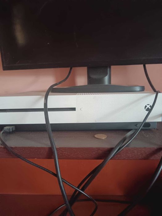 Xbox one 1терабайт