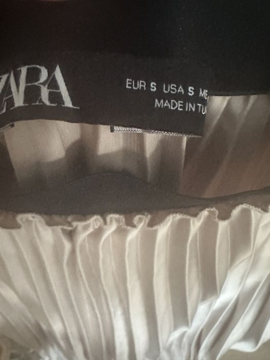 Пола плисирана zara S
