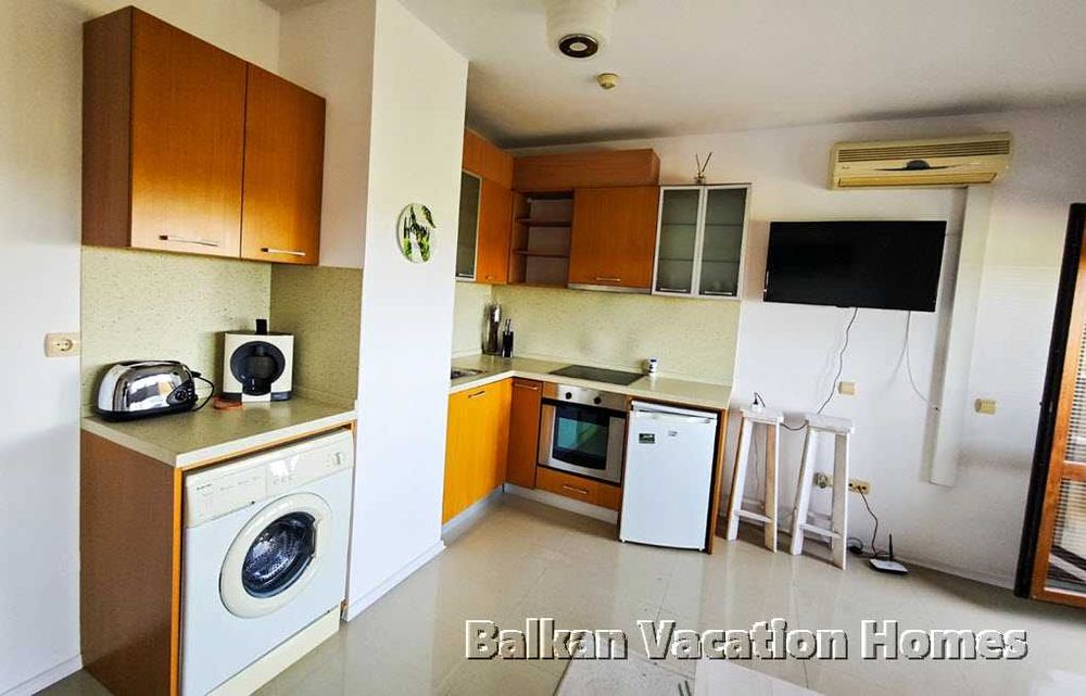 Добре поддържан апартамент в престижен голф комплекс близо до Балчик.