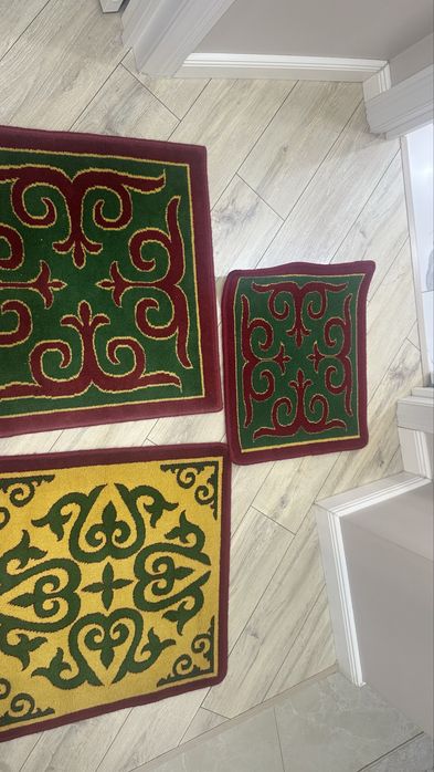 Коврики шерстяные