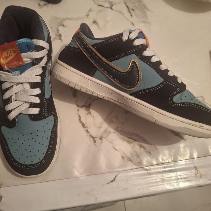 Продам Кроссовки Nike