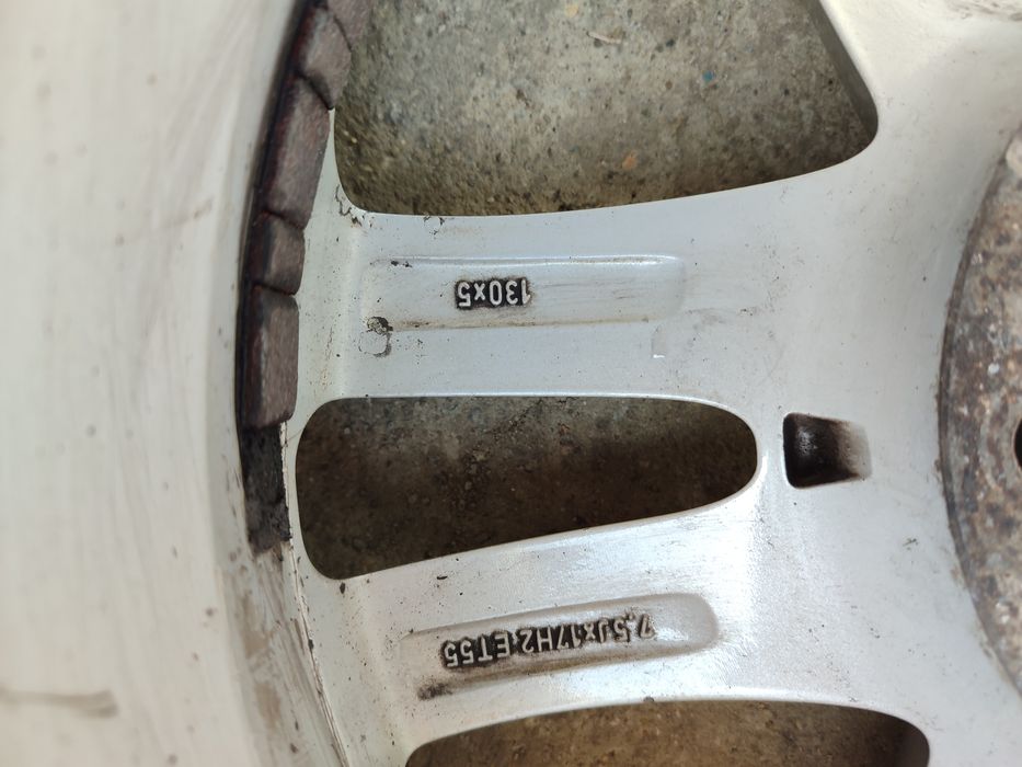 Продам диски с резиной