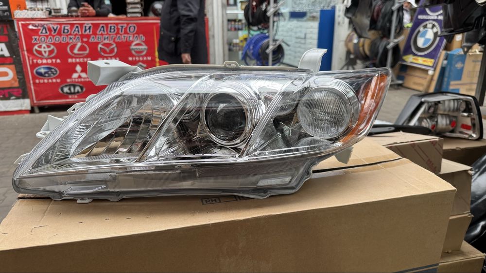 Фара камри 40 USA