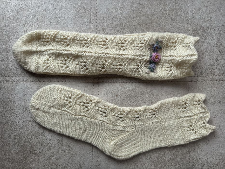 Носочки ручной работы