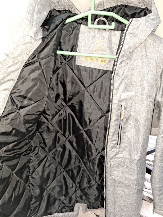 Продам курточку на подростка