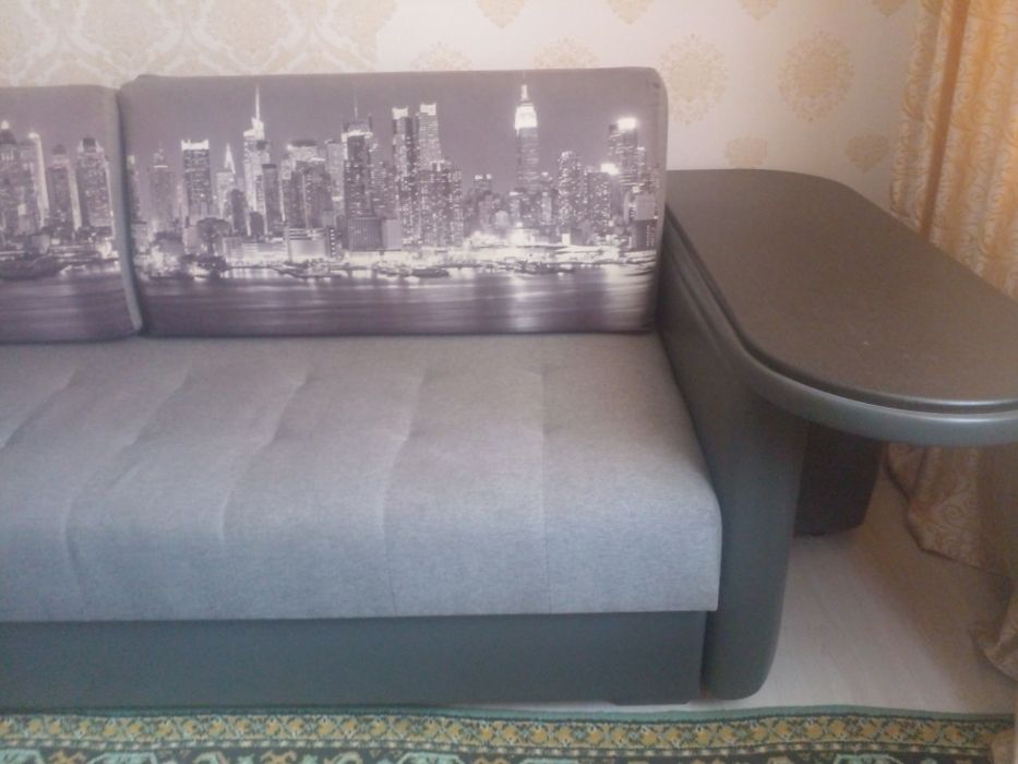 Продам диван в отличном состоянии