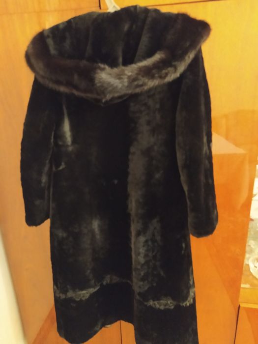 Продам шубу , мутон