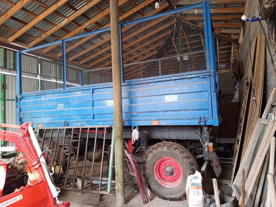 Тракторная телега  для сельз техники.