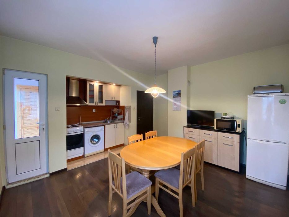 Продава се Тристаен апартамент в Русе, Център - 97 кв.м за 1526 €/кв.м - Снимка #5