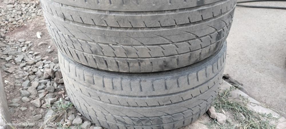 Продам 2 шт шины 275/35/22
