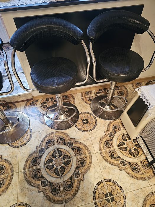 Scaune de bar din piele