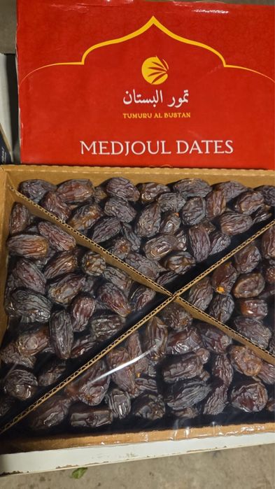 Финики и финики в шоколаде