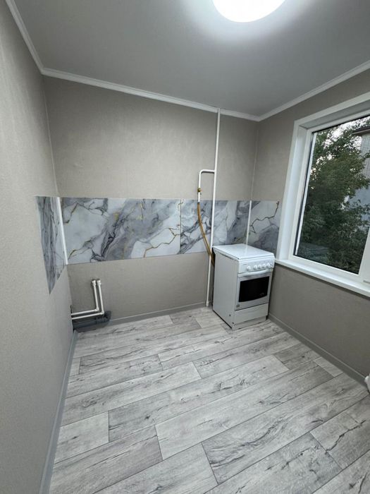 Продается 1 ком район Автопарка