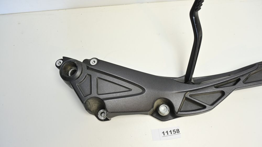 Suport Cadru Spate Dreapta Cu Scarita Pasager Ducati Diavel 1200 2011