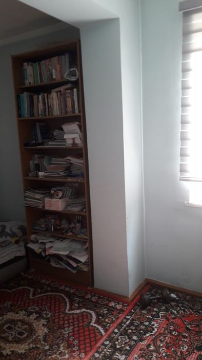 Шинам ховли уй сотилади