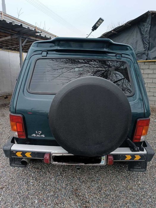 ВАЗ (Lada) Нива 212180