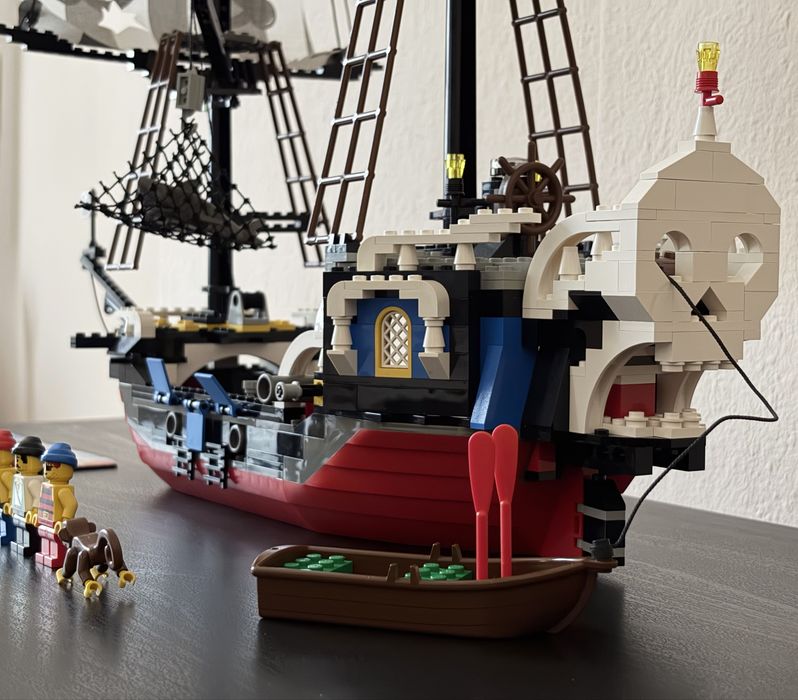 Lego 6289  Red Beard Runner